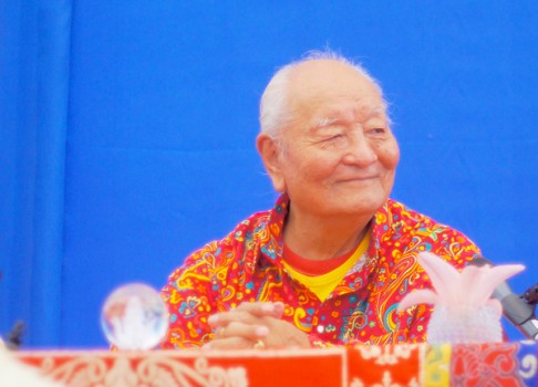 Rinpoche during the Teaching
