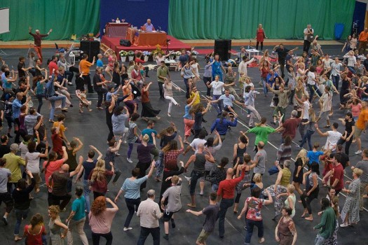 Khaita dances with Rinpoche during the retreat. Photo Małgorzata Lewińska