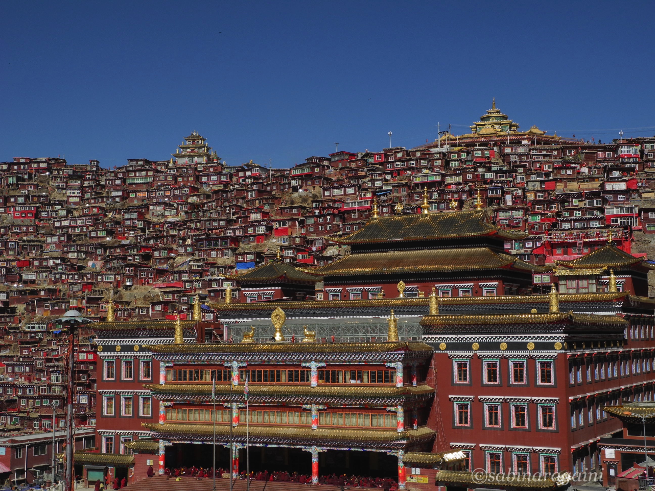 A Journey to the Sacred Land of Larung Gar, Kham (Tibet)