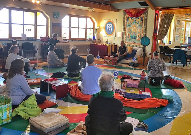 yeselling-praxis-retreat-shine-praxis