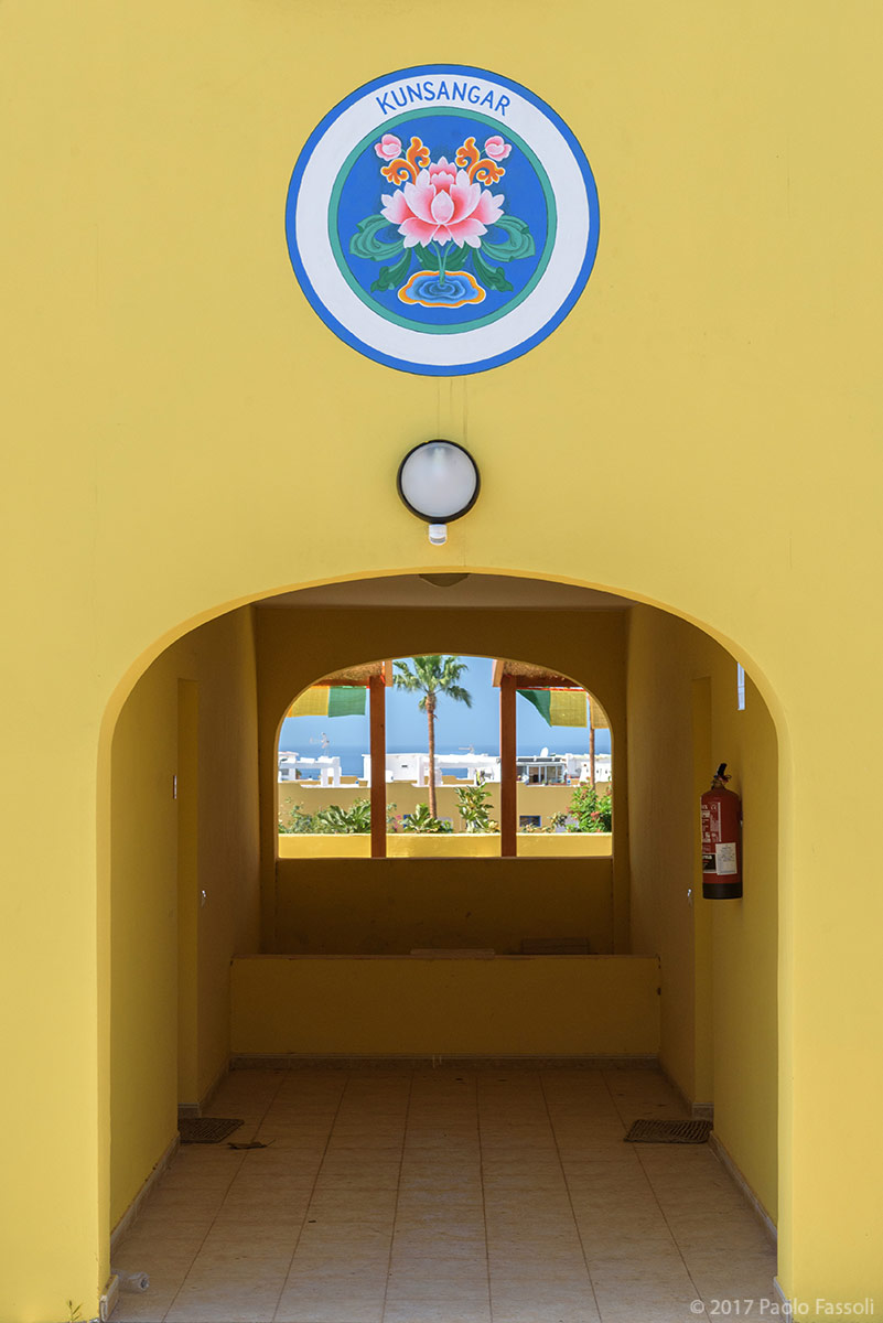 auspicious symbols gar houses