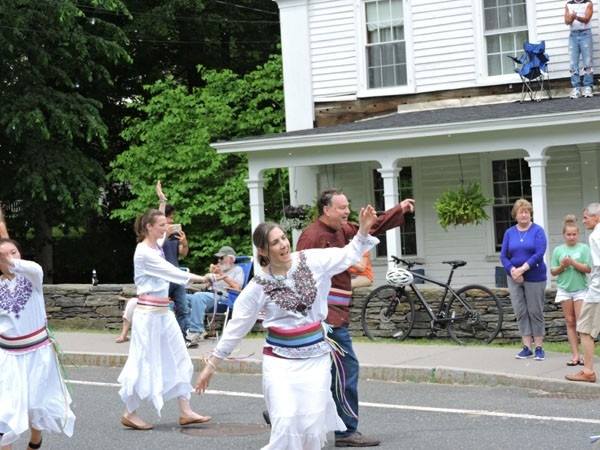 Khaita in parade