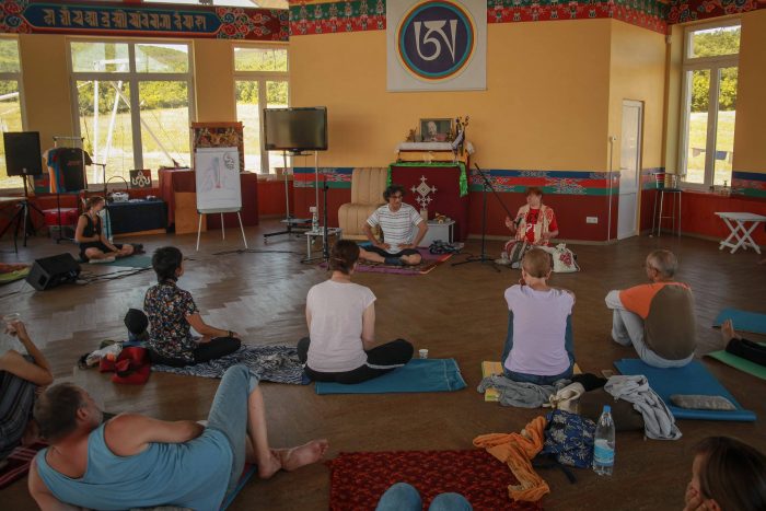 7th lodjong rushen retreat kunsangar south