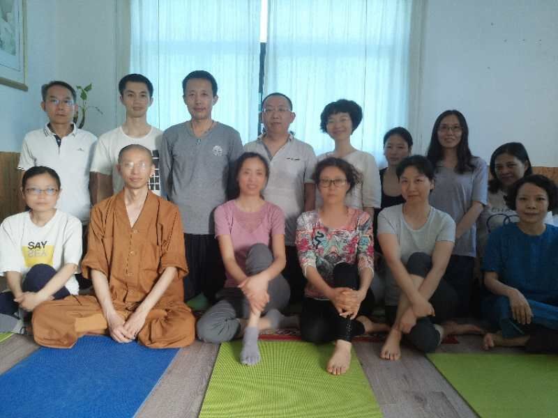 Respirazione completa e kunbhaka con Tracy Ni a Shenzhen, 1-2 maggio 2018