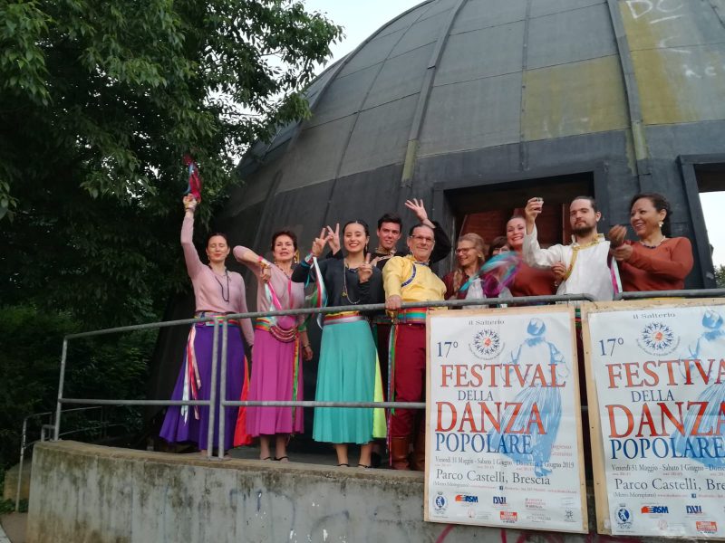 heart khaita joyful dances