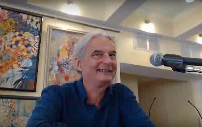 The Mirror of the Mind in St. Petersburg with Elio Guarisco