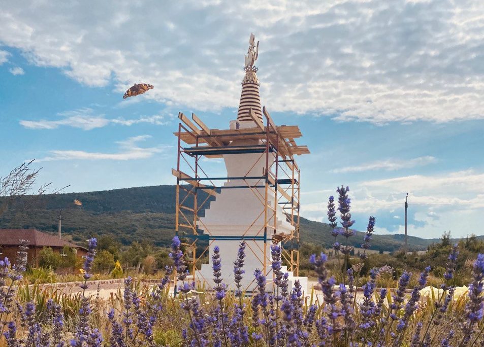 Restoration of the Longsal Stupa at Kunsangar South