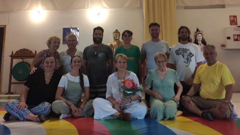 Beginner’s Vajra Dance – Session I – Dzamling Gar