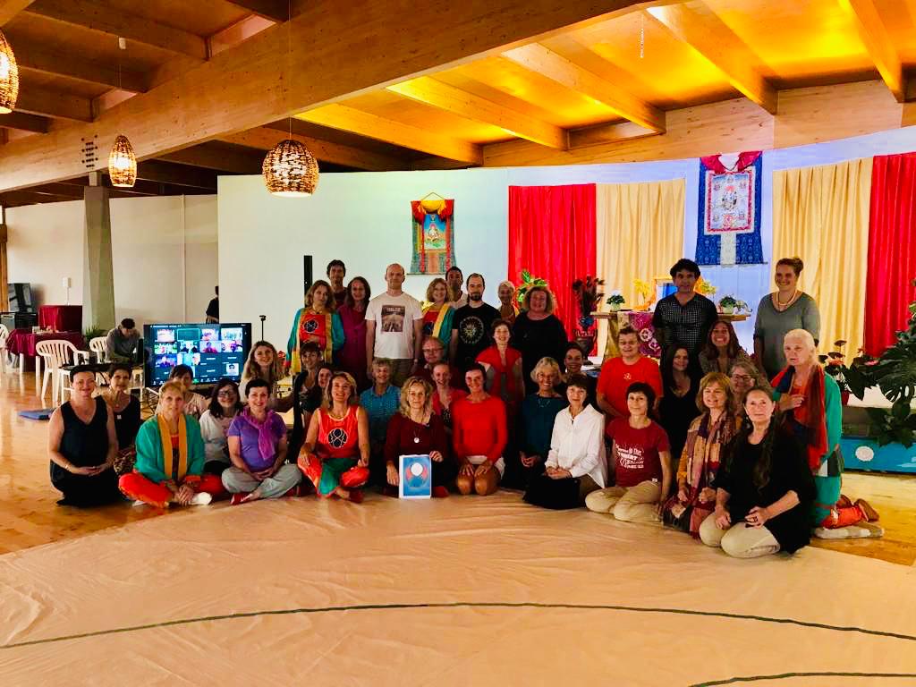 Khalongdorjeikar Advanced Course with Prima Mai at Dzamling Gar