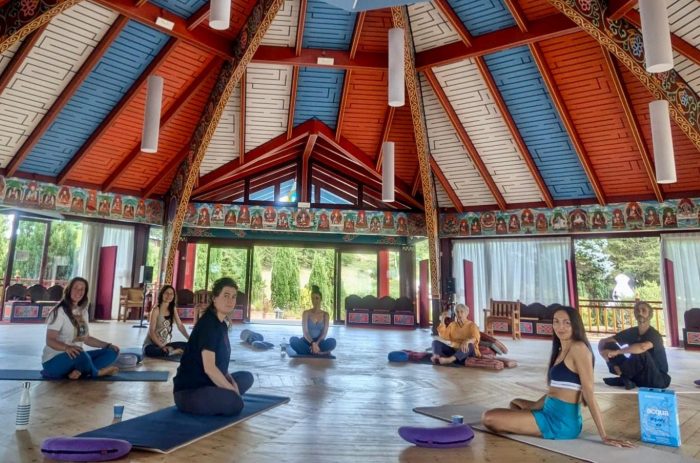 Benvenuti a Merigar Yantra Yoga Sessions