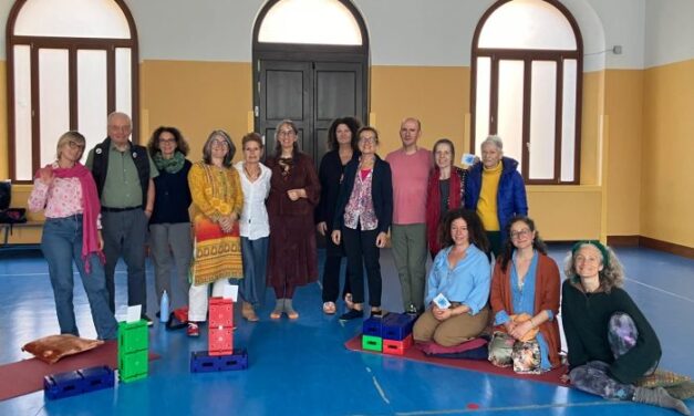 Comprendere la propria mente attraverso la presenza e la consapevolezza