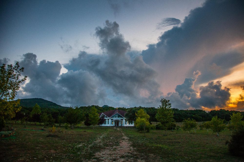 Stagione estiva a Kunsangar South, Crimea
