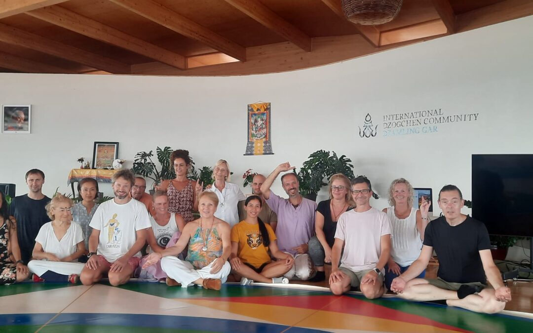 Deepening the Dance of the Song of the Vajra at Dzamling Gar