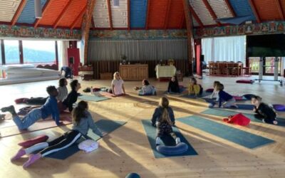 Kumar Kumari Yoga e Laboratorio creativo