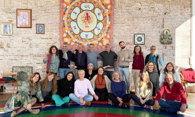Corso avanzato di canto della danza Vajra a Barcellona