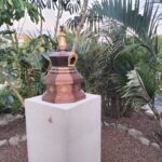 Lo Stupa con otto lati viene collocato a Dzamling Gar