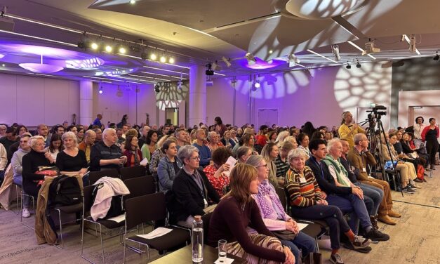 Insegnamenti Dzogchen con Namkhai Yeshi a Parigi 9-11 maggio 2025