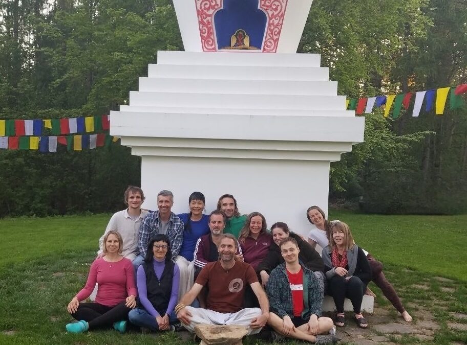 Yantra Yoga Retreat with Oni McKinstry in Phendeling