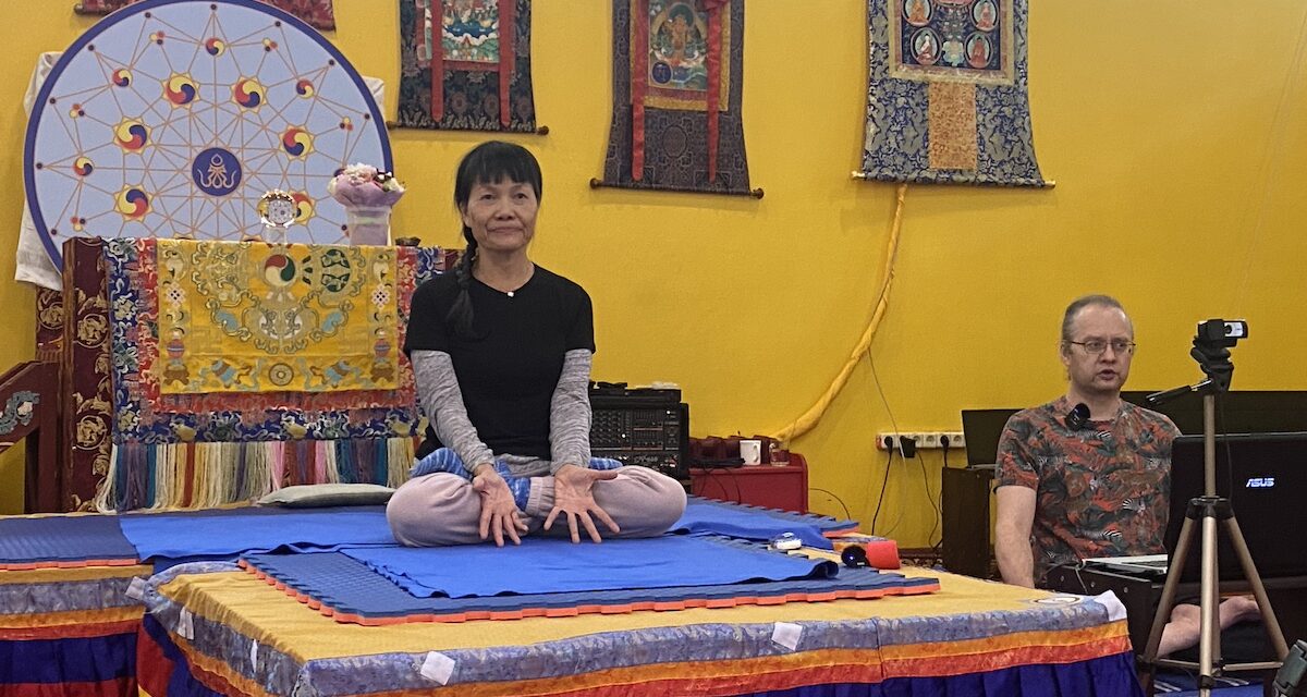 Yantra Yoga con Oni McKinstry in Russia