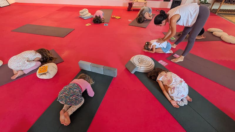 Yoga Kids Summer Camp 2025: Yoga & Arte