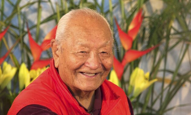 В память о Чогьяле Намкае Норбу