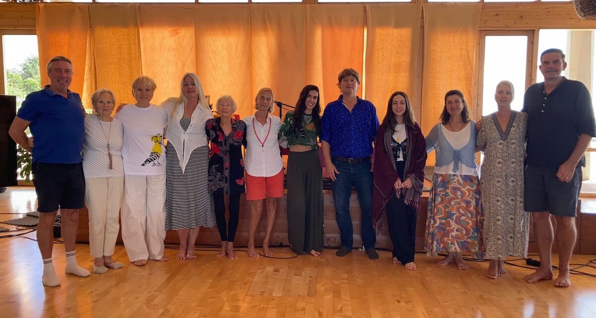 Relaxing in spacious Presence with Jakob Winkler at Dzamling Gar